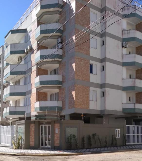 Apartament *